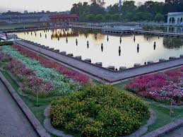 The Shalimar Gardens Lahore Pakistan April 2008 Gardens Of The World Most Beautiful Gardens Famous Gardens