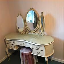 Check spelling or type a new query. Kidney Shaped Dressing Table For Sale In Uk View 30 Ads