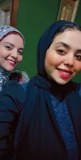 مسابقة ((هديتك يامامتى)) صورتك مع مامتك نزلها فى الكومنتات واكتر صورة هتاخد  لايكات هتكسب ٢٠٠٠ج يمكن نحس شوية ونجيب لماما هدية كويسة.. معانا لحد الساعة  ١١ من يوم الاثنين.. دى صورتى مع