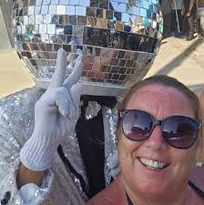 I'm looking for a DJ for a 30th birthday party