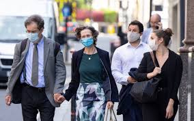 The wife of a cop accused of murdering tragic sarah everard has been seen for the first time serving metropolitan police officer wayne couzens has been charged with the kidnap and murder of. Us4a0eiyfll3tm