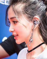 いいね 615件 コメント5件 杨家将 28 february ᗩᗷ angelababy fans のinstagramアカウント 所念皆星河 星河中是你 angelababyct 安利全世界最好的杨颖 angelababy 演员 a アンジェラベイビー 女性 横顔 女性