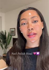 nail polish unboxing :D I love pink 💗 I’m Angelamaytrix