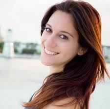 Elisa Goldman's Instagram, Twitter & Facebook