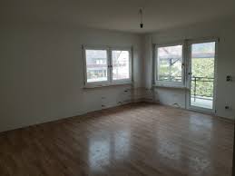 325 € monatlich, wg zimmer, vor 3 jahren. 1 Zimmer Wohnung Zu Vermieten Goldammerweg 7 79114 Freiburg Im Breisgau Haslach Mapio Net