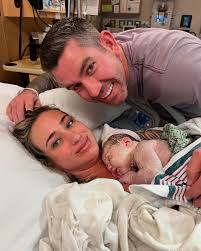 Everett Grace decided to make her semi-surprise grand entrance during the  Super Bowl pre-game songs at 2:54pm! She weighted 7 pounds 11 ounces and  was 20 inches long, 3 weeks early. She's