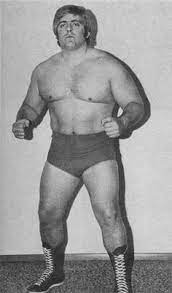 His clothes were outrageous, his attitude was arrogant and his hair was absolutely fabulous. Til When Ric Flair Started In The Business He Was Around 300lbs Squaredcircle