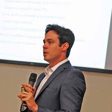 Avelino teixeira da mota (lisboa, são josé, 22 de setembro de 1920 — lisboa, 10 de abril de 1982), foi um distinto oficial da marinha de guerra portuguesa, historiador e político. Paulo Cesar Teixeira Duarte Filho Head Of Tax Stocche Forbes Advogados Xing