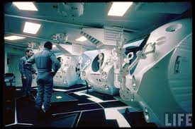 rocketumblr 2001 a space odyssey zzガンダム 2001年宇宙の旅 名画