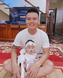 Next sports | quang hải và huỳnh anh song ca mãi bên nhau bạn nhé, duy mạnh trầm ngâm trên khán đài tại vòng 7. Quang Háº£i Khoe áº£nh Huá»³nh Anh Báº¿ Chau Ruá»™t Khen Ngáº§m Báº¡n Gai Co Biá»‡t Tai Dá»— Tráº» Con