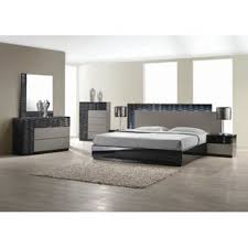 Returning to our roots, bassett's bench. Modern Bedroom Furniture Sets Storiestrending Com
