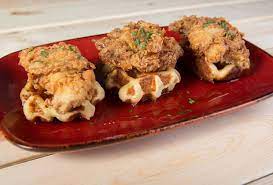 Pickupdelivered fromluella's southern kitchenat4609 n lincoln ave, 4609 north lincoln avenue, chicago, il 60625, usa. Luella S Southern Kitchen Will Bring A Taste Of Mississippi To Lincoln Square Chicago Magazine