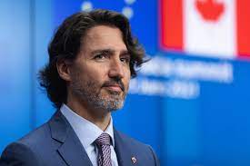 Protection for a canadian media oligopoly that has lobbied the trudeau government for its survival in order to maintain market share. Qj13wzs O9k0gm