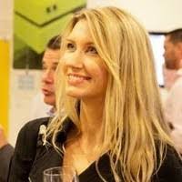 Faye Ellis's Instagram, Twitter & Facebook