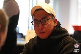 Geoffrey Mooney's Instagram, Twitter & Facebook