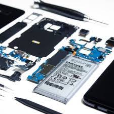 In prima fila mare, in una palazzina di recente costruzione, proponiamo in vendita appartamento al primo piano servito da ascensore.l'immobile si presenta in ottimo stato, pari al nuovo, ed internamente è così suddiviso: Assistenza Autorizzata Samsung Multisat