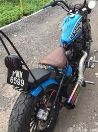 Pin By Kitty Skratches On Bobber 350cc Johnny Pag Regal Raptor Cmc Hunter Lenoart Liberta Jawa Ajs Junak Bike Motorcycle Moped