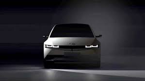 Blurring the line between digital and analogue, the new battery electric midsize suv is the flagship model behind hyundai's new signature dedicated ev architecture.this is just a small taste of what's to come in the new ioniq range. Hyundai Ioniq 5 E Crossover To Break Cover On Tuesday What To Expect