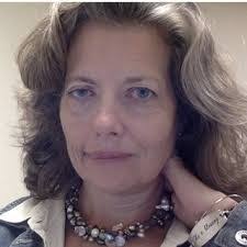 Karen Bryer's Instagram, Twitter & Facebook