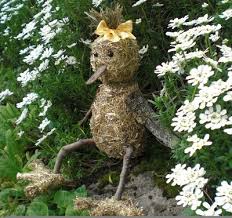 Heu Vogeldame Heu Garten Deko Osternest Basteln