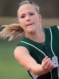 Hannah Thacker's Instagram, Twitter & Facebook