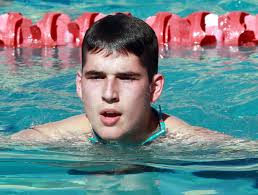 Wagga High's Baylee Edwards breaks a 39-year-old record at swimming  carnival