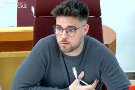 Dimite el concejal de Juventud de Illescas que se ofrecía en redes como  "esclavo sexual" | Marca