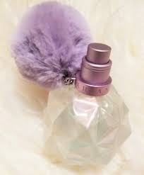 Perfume rating 4.04 out of 5 with 2,978 votes cloud by ariana grande is a floral fruity gourmand fragrance for women. Review Photos Perfume Fragrance Trend 2018 2019 Ariana Grande Moonlight Eau De Parfum Rich Black Currant Juicy Plum Fluffy Marshmallow Fresh Peony Creamy Sandalwood Black Amber Sensual Vanilla Beautystat Com