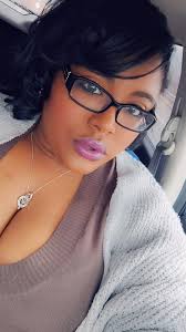 How yenz doing this Sunday afternoon?!! I'm new here and wanted to  introduce myself. I'm a mother of 2, a new wife, and a nurse. I spend as  much time as I