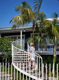 Check spelling or type a new query. Stunning Beach House On Stilts In Australia Home Design Lover
