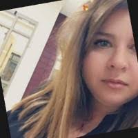 Lori Kent's Instagram, Twitter & Facebook