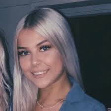 Molly Shipley's Instagram, Twitter & Facebook