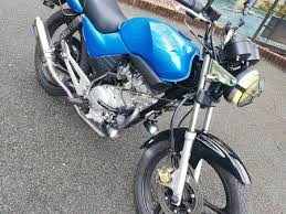 Yamaha ybr 125g has incredible stuns that are the way to the agreeable and smooth ride of this bike. Yamaha Ybr 125 Frankreich Gebrauchtmotorrad Gebrauchte Motorrader Suchen Name Site