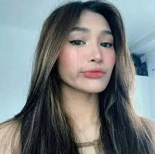 BINI🌸BLooms🌸Posting🩷