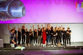 30,075 likes · 184 talking about this · 281 were here. Gwa Junior Agency Hochschule Der Medien Stuttgart Und Jung Von Matt Neckar Gewinnen Gold