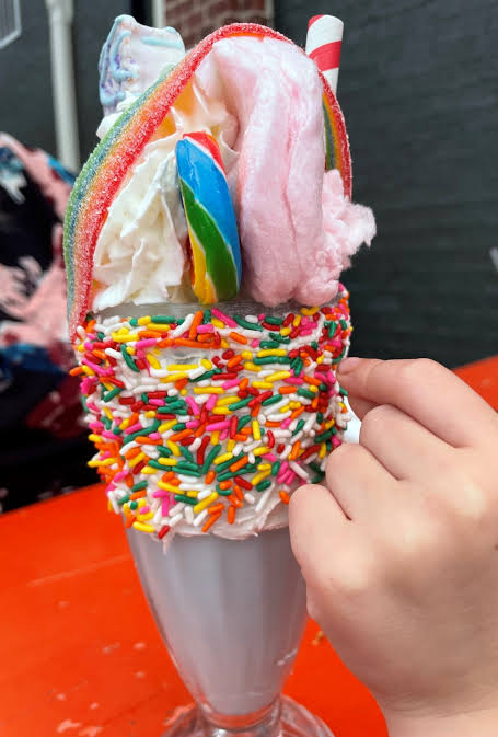 Review: Milkshakes keep the blender chugging at Whistle Stop Cafe in  Ooltewah | Chattanooga Times Free Press