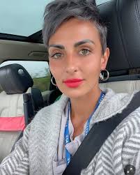 👋🏼 Hello! 👉🏼My name is Dani Ellis, and I'm your advanced Aesthetics  practitioner. My main clinic is here in skegness, however I run clinics in  Lincoln and Boston 💕 💉 I have