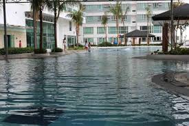 Maybe you would like to learn more about one of these? One Bedroom Apartment In Makati Has Wi Fi And Shared Outdoor Pool Unheated Updated 2021 Tripadvisor Makati Vacation Rental