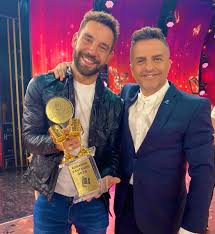 El jurado compuesto por nacha guevara, karina la princesita, oscar mediavilla y moria casán fue votando a un ganador por duelo. 7i Dcbbavrcbm