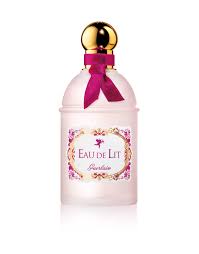 eaux de rituels eau de lit 前調 佛手柑 bergamot 及芫荽葉 coriander leaves 邂逅八角茴香 star anise 飄揚絲絨般清新氣息 中調 橙花 neroli 和鼠尾草 sage 組成花香香調 基調 香草 vanilla 和白麝香 white musk