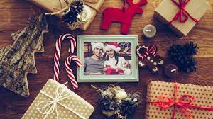 Give a mix of coins and bills in a glass jar like a piggy bank! Cheap Gifts 55 Inexpensive Christmas Gift Ideas For 2020