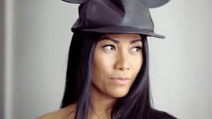Cara anggun c sasmi agar putrinya tak mengagungkan kecantikan. Akhirnya Anggun C Sasmi Pamer Foto Wajah Cantik Putrinya Kirana Montana Antvklik