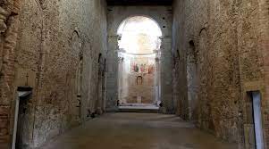 Dating from the late 4th century, it was built. Basilika San Salvatore In Spoleto Www Umbriatourism It