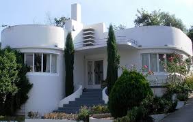 Pin By Kellye Jacob On Cool Houses Art Deco Home Art Deco Buildings Art Deco Architecture
