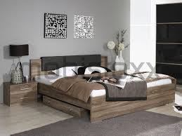 lit chloe mobistoxx table de chevet design idees de lit chambres luxueuses