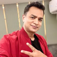 Good morning all…Today is the 1st day ZeeTv Saregamapa little champs  shooting. #firstdayshooting #zeetv #saregamapa #lilchamp #vanityvan  #debojitsaha #grandjury #jurypanel #goodmorning #goodvibes #happyday