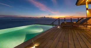 Pin By Linda Gruneklee On Travel In 2020 Maldives Hot Tub Outdoor Decor