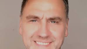 Pascale Lorens ouvre le carnet d'adresses d'Eric Léturgie, épicurien  passionné, adjoint à la culture à Vaison la romaine