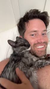 Possibly the cutest thing Theodora has done yet. That fall 😍. #kittens  #catdad