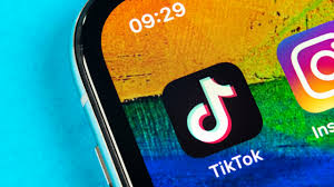 Seit 20 jahren in verschiedenen themen rund um marketing, strategie, innovation etc. Tiktok Ban Us May Join India In Banning Chinese Social Media Apps News Bitcoin News